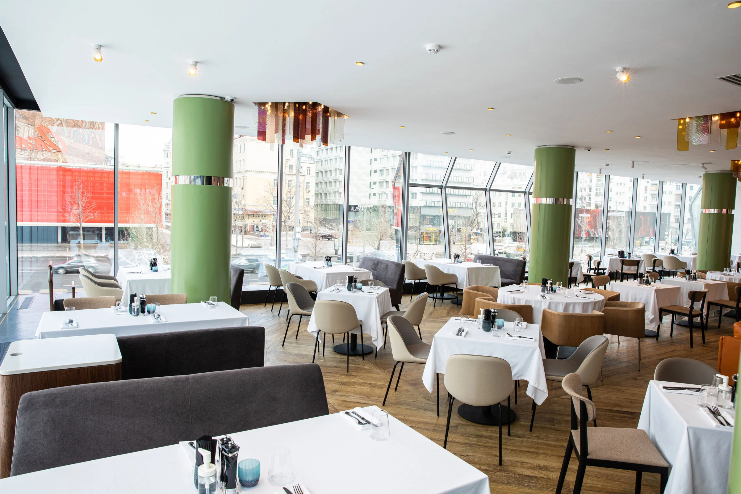 Restaurants & Hospitality